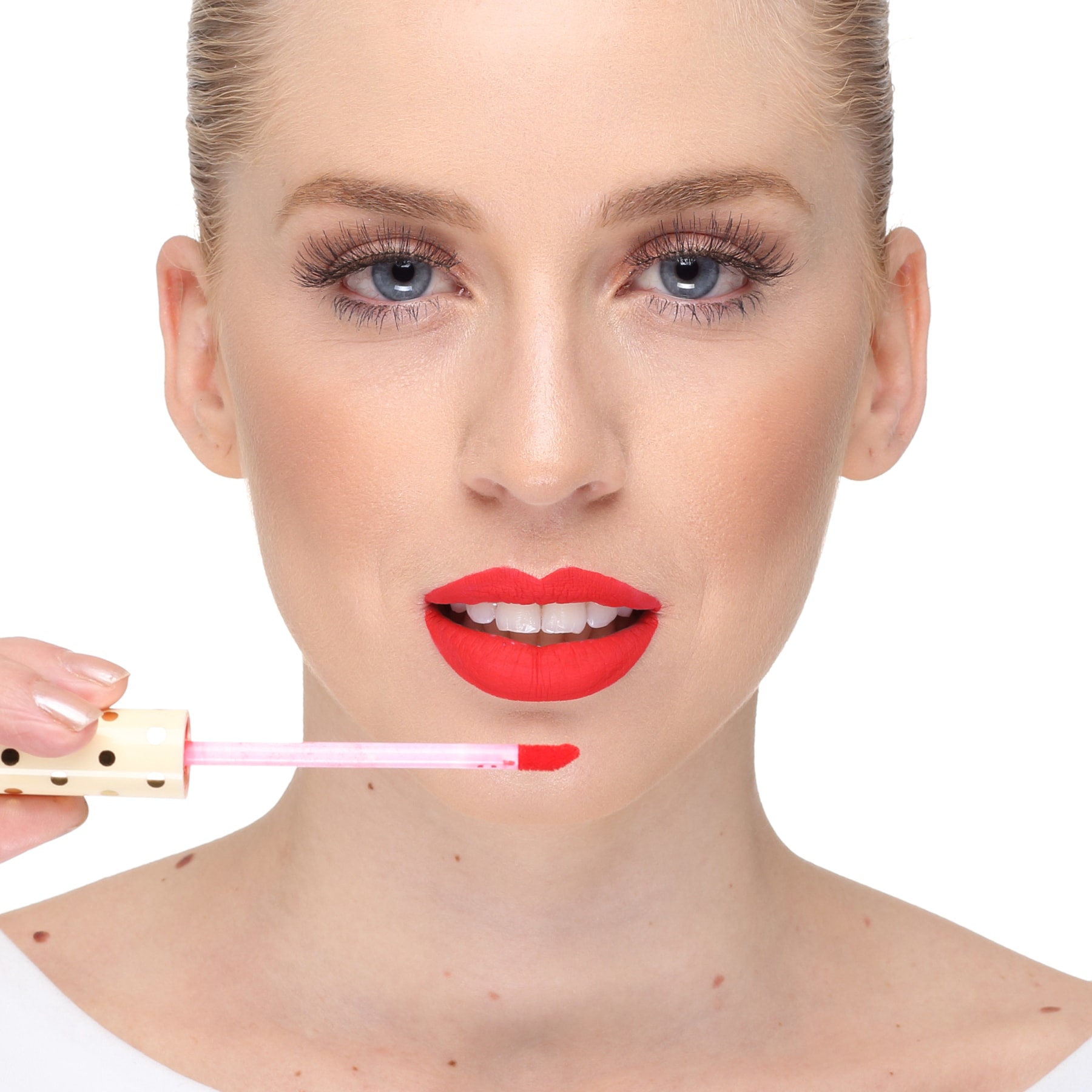 Latika Lip Vermelho Nº24 - Batom Líquido Matte 4ml