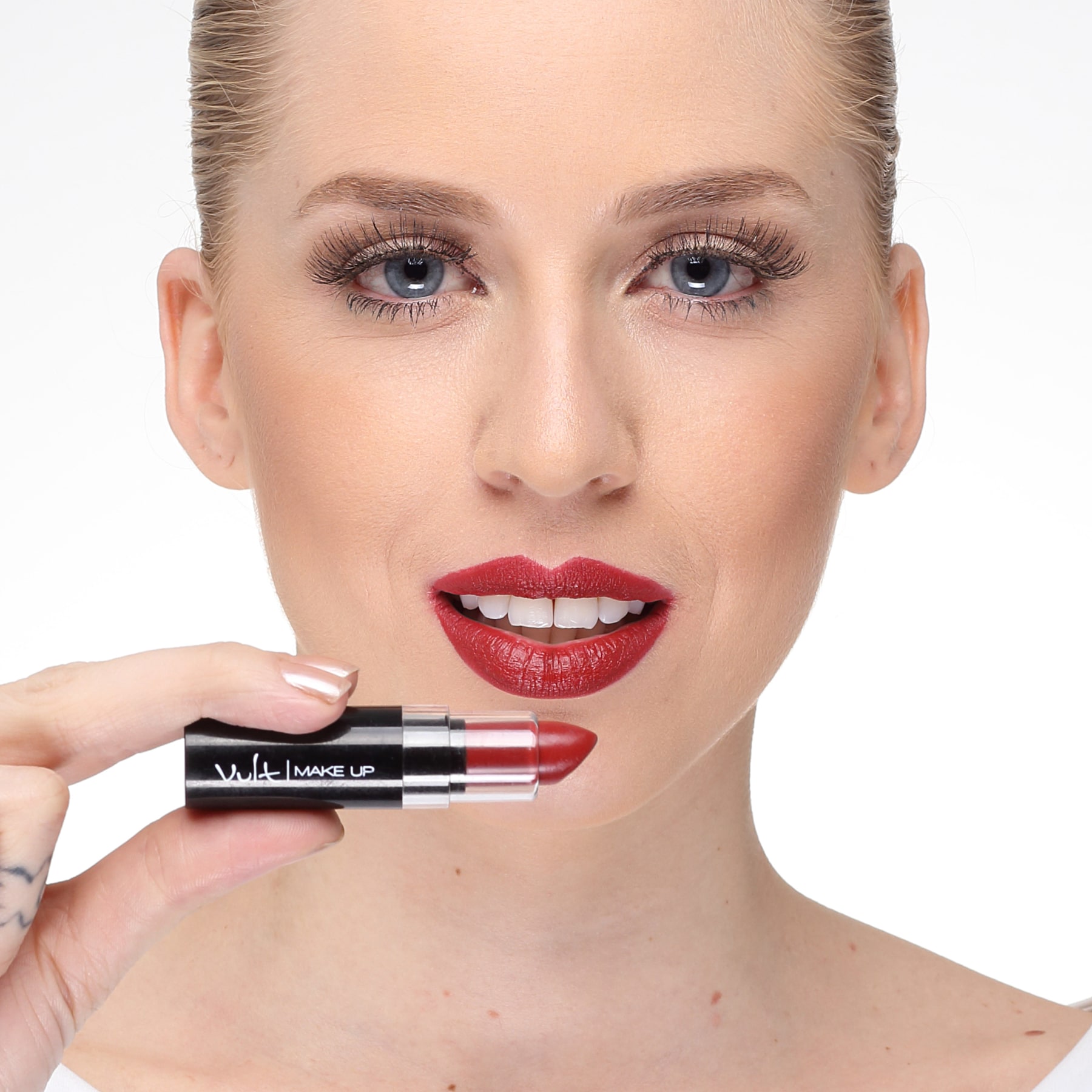 Vult Make Up 81 - Batom Cremoso 3,5g