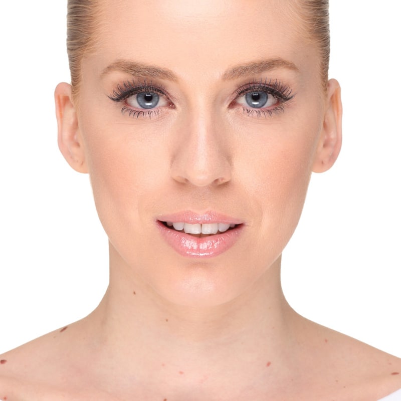 Maybelline Eye Studio Master Precise Black 110 - Caneta Delineadora