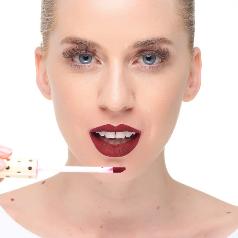 Latika Lip Vermelho Nº 22 - Batom Líquido Matte 4ml