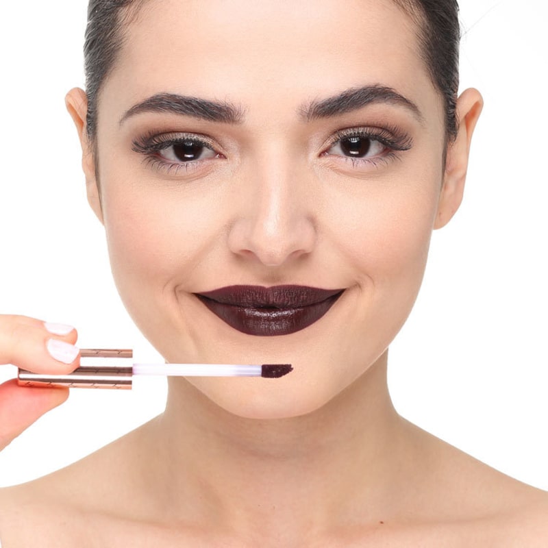 Hot MakeUp Kiss Me More KL13 Midnight - Batom Líquido Matte 2,2g