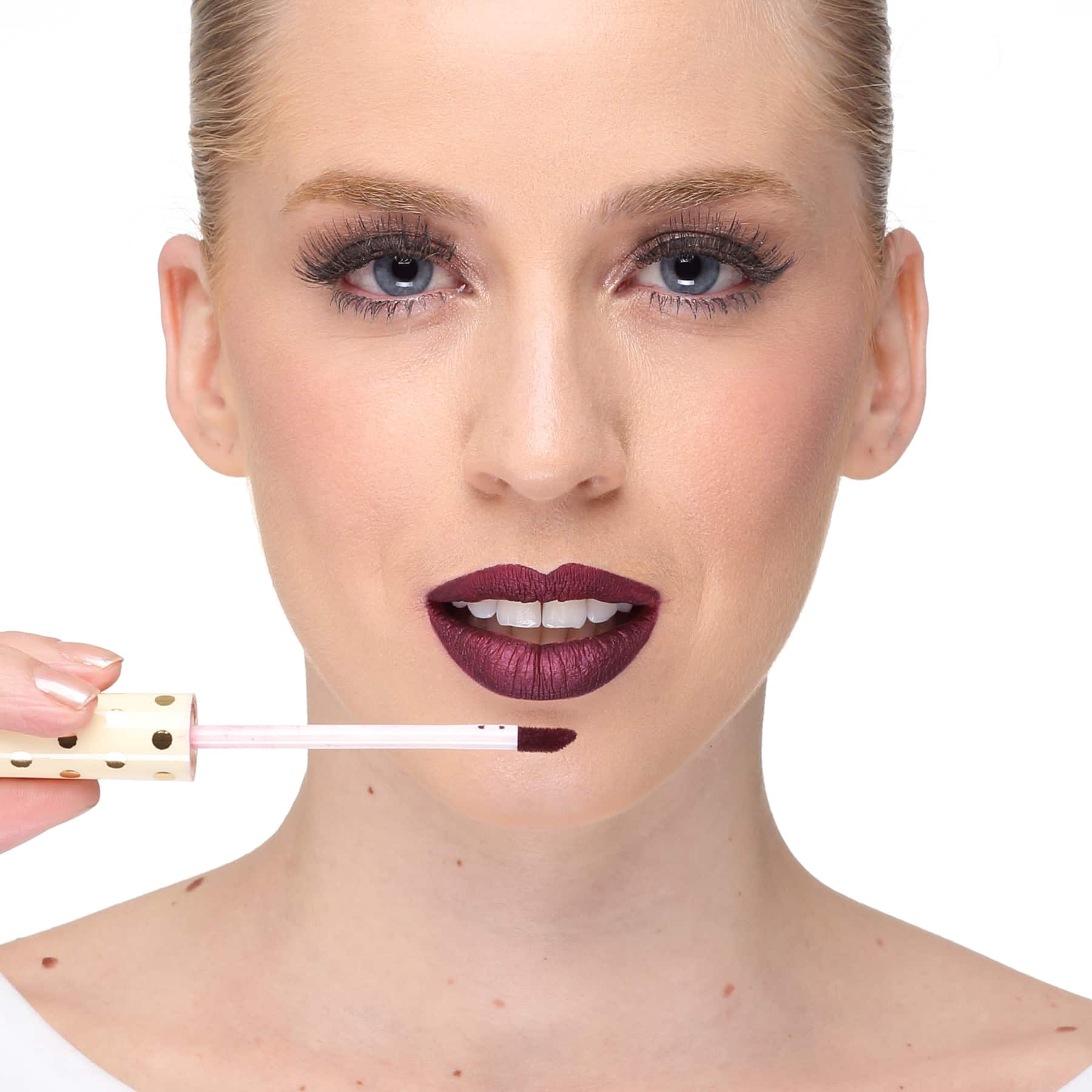 Latika Lip Vinho Nº 41 - Batom Líquido Metálico 4ml